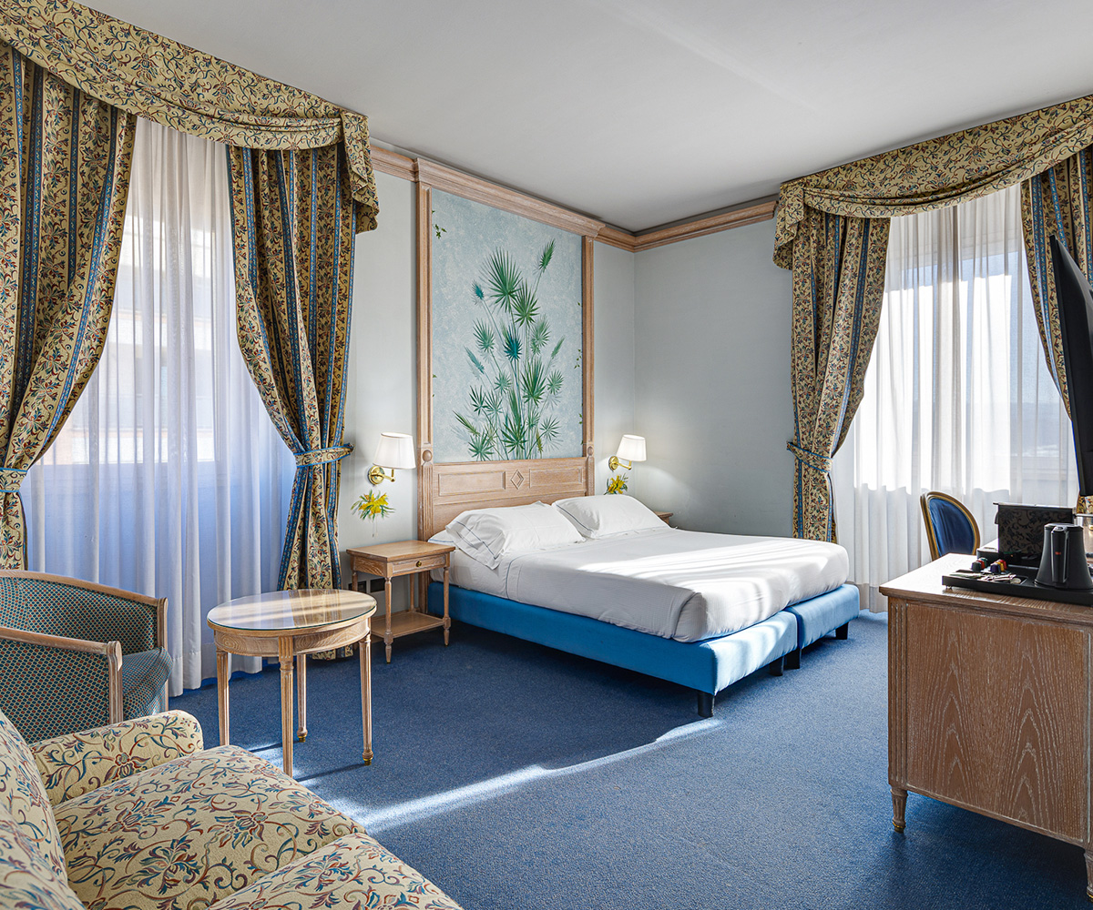 Camera Deluxe Hotel De La Ville Civitavecchia